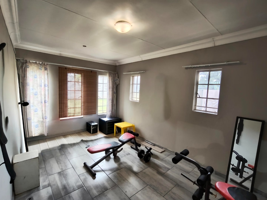 3 Bedroom Property for Sale in Vaalpark Free State